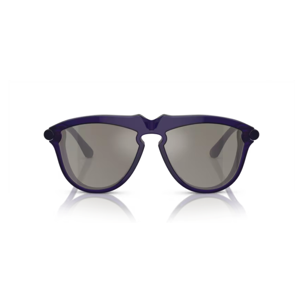 Occhiali da sole Luxottica modello Ray-Ban RB4440NF Vagabond, colore viola, forma rotonda con lente a specchio argentata.