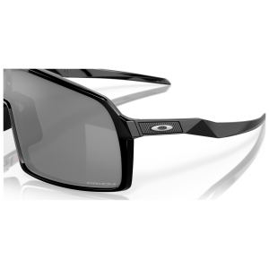 Occhiali da sole Oakley Kato, colore nero con lenti Prizm rettangolari, design futuristico ed elegante.