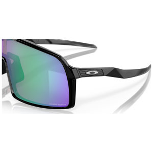 Occhiali da sole Oakley Sutro, colore nero con lenti Prizm verdi, forma rettangolare.