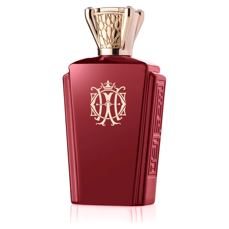 Boccetta di profumo in rosso con dettagli dorati e logo stilizzato, tappo decorato, design elegante.