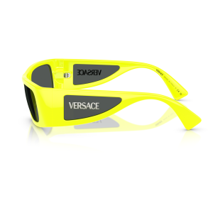 Occhiali Versace, montatura sportiva giallo neon con dettagli neri e logo prominente sulle aste.